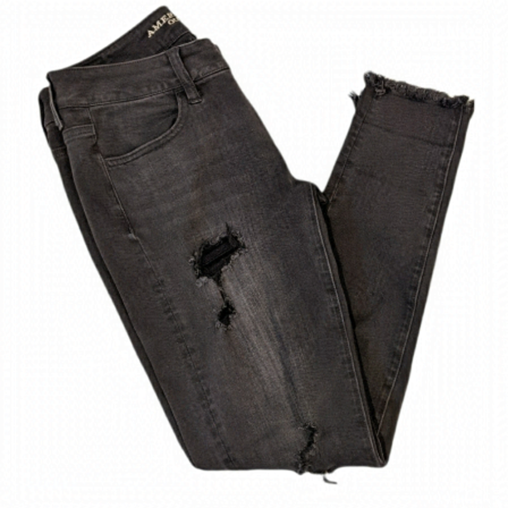 American Eagle Black Distressed Super Low Jegging size 4